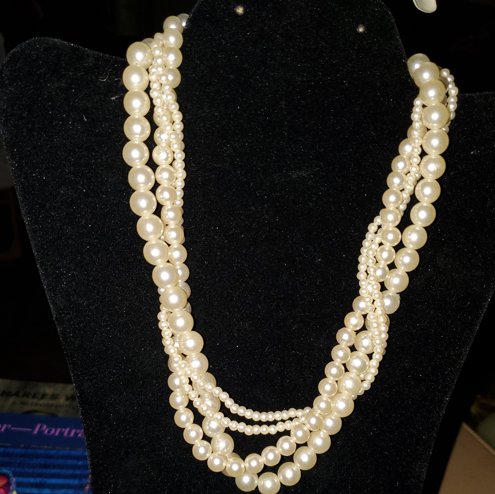 Faux 18 inch Pearl Necklace
